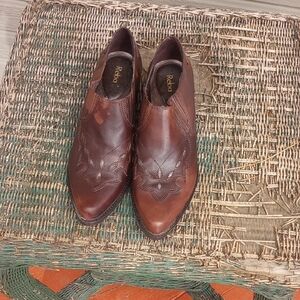 Reba Two-Tone Brown Ankle Booties